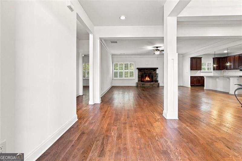 423 Spring Lake HLS