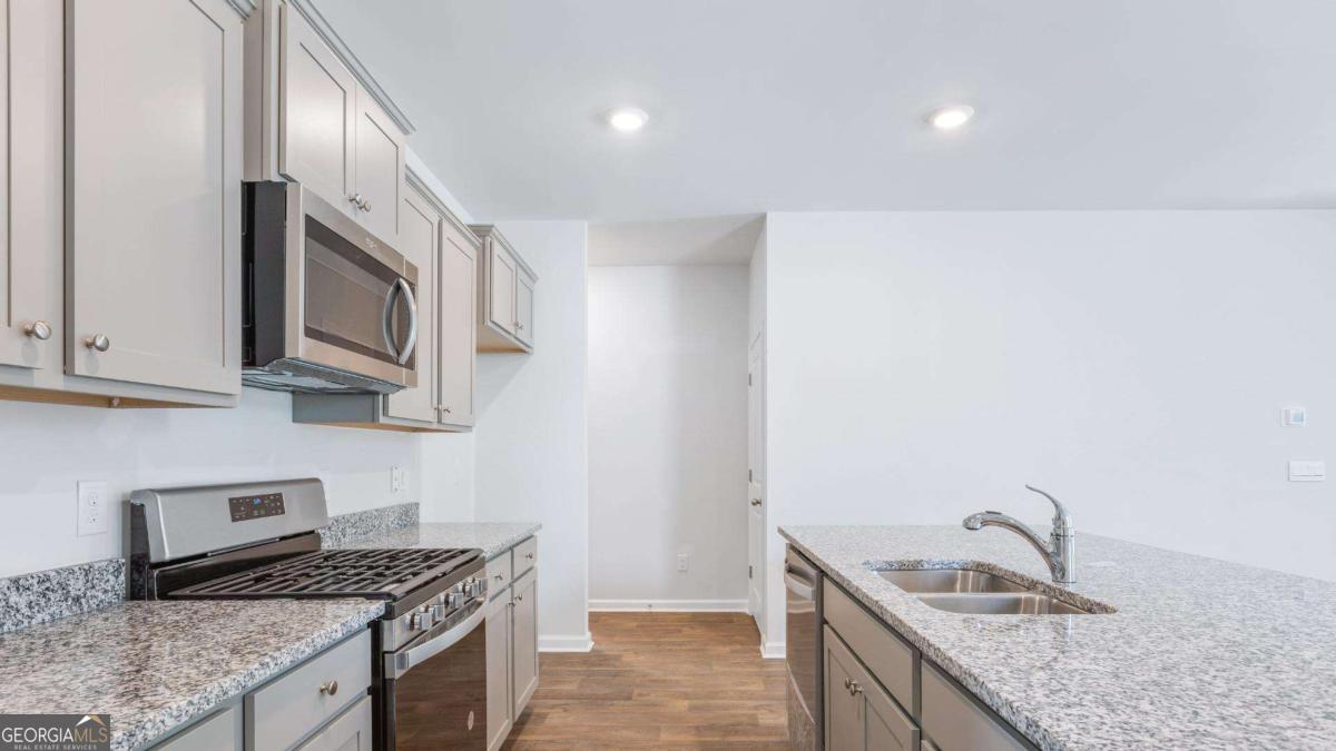 5439 Baybrook CIR
