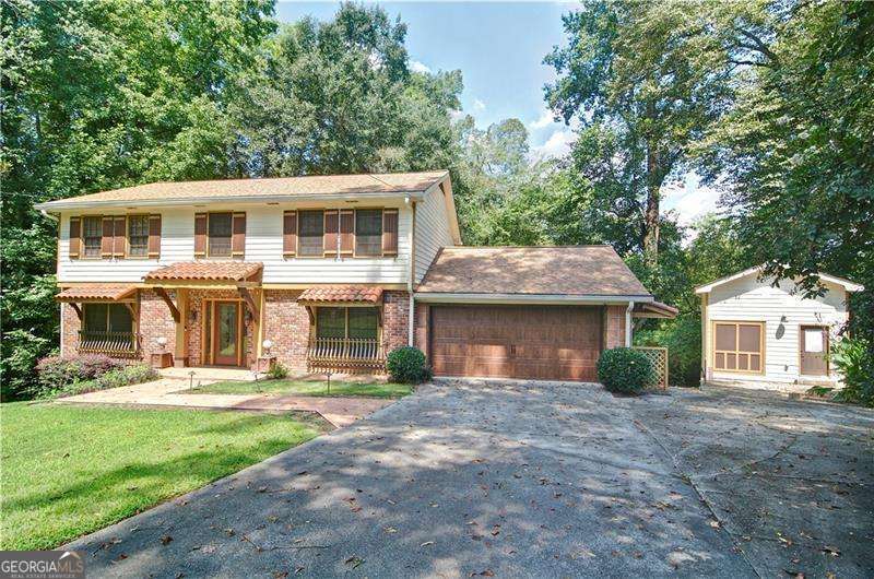 3621 Wood Valley CT NE