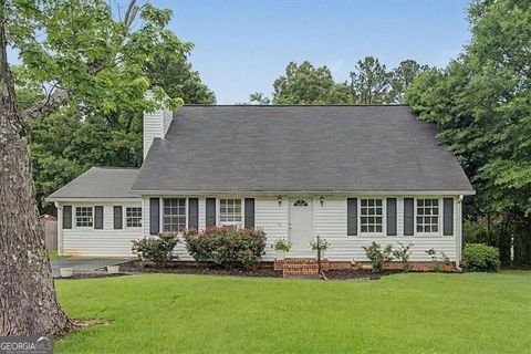 Photo of 116 Leafmore Road, Rome, GA 30165 (MLS # 10774283)