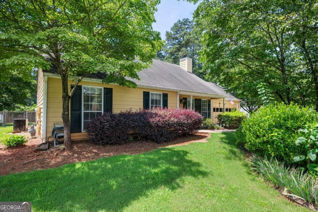 Photo of 4015 Paloverde Drive NW, Kennesaw, GA 30144 (MLS # 10857038)