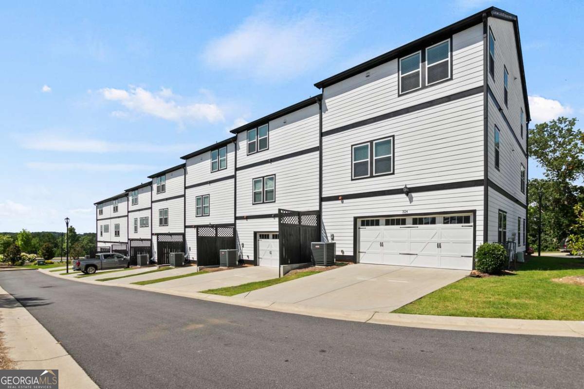 Ridgewalk Landing - Residential