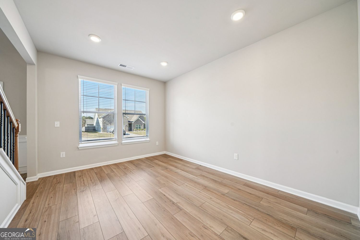 BERKELEY LAKES - Residential