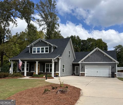 A home in Newnan