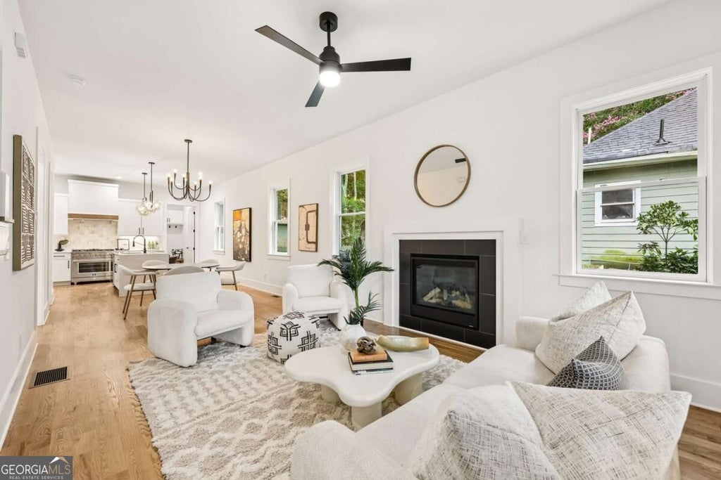 Photo of 112 1st Avenue #B, Decatur, GA 30030 (MLS # 10870648)