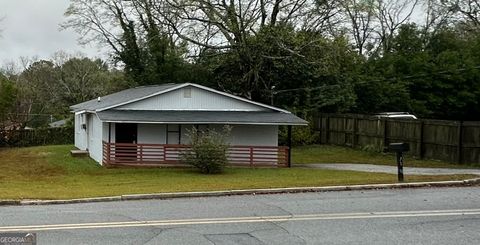 Photo of 710 Poppy Avenue, Macon, GA 31204 (MLS # 10536597)