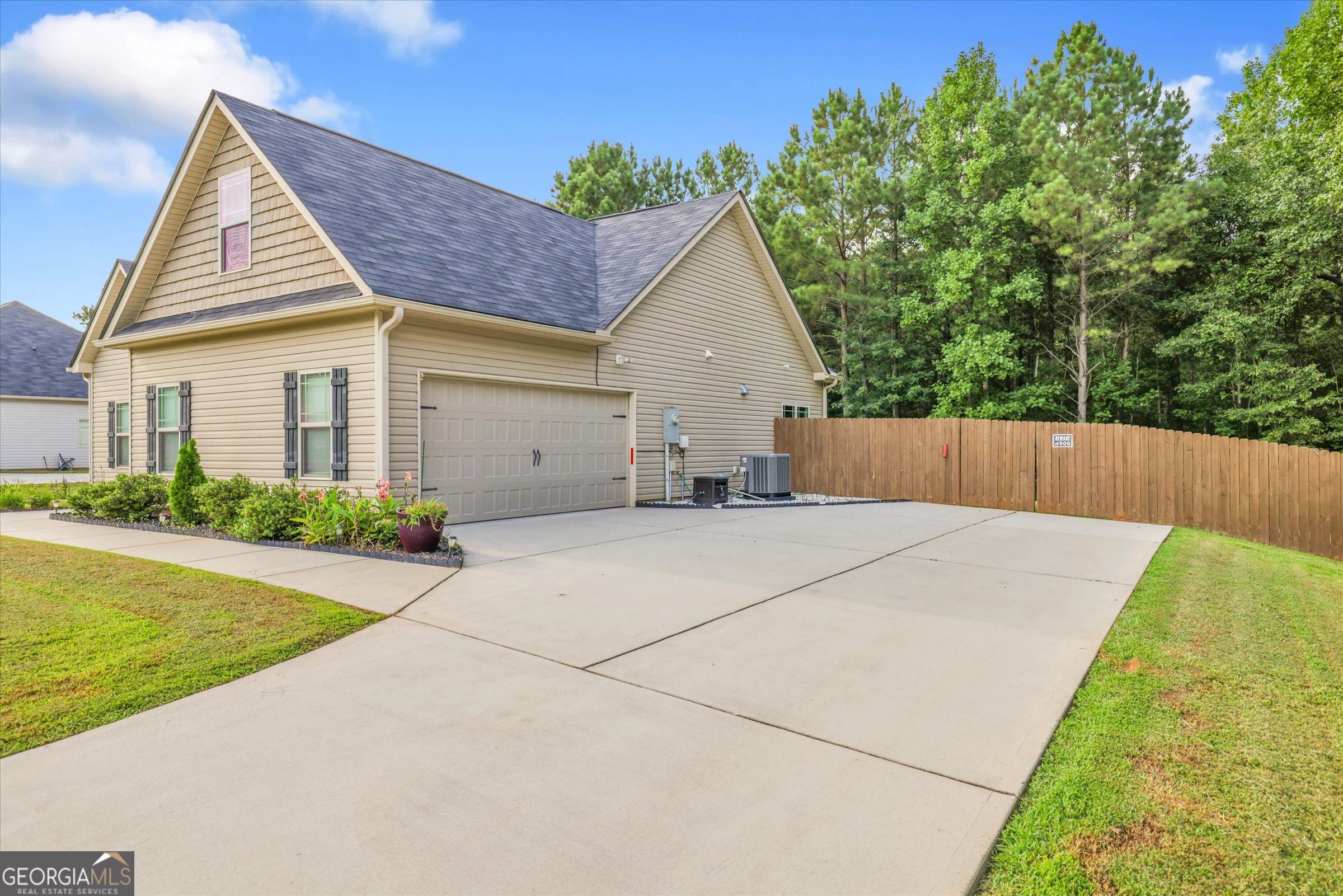 367 Hunter Welch PKWY