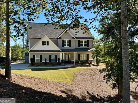 198 Holland Grove LN Dallas GA 30132