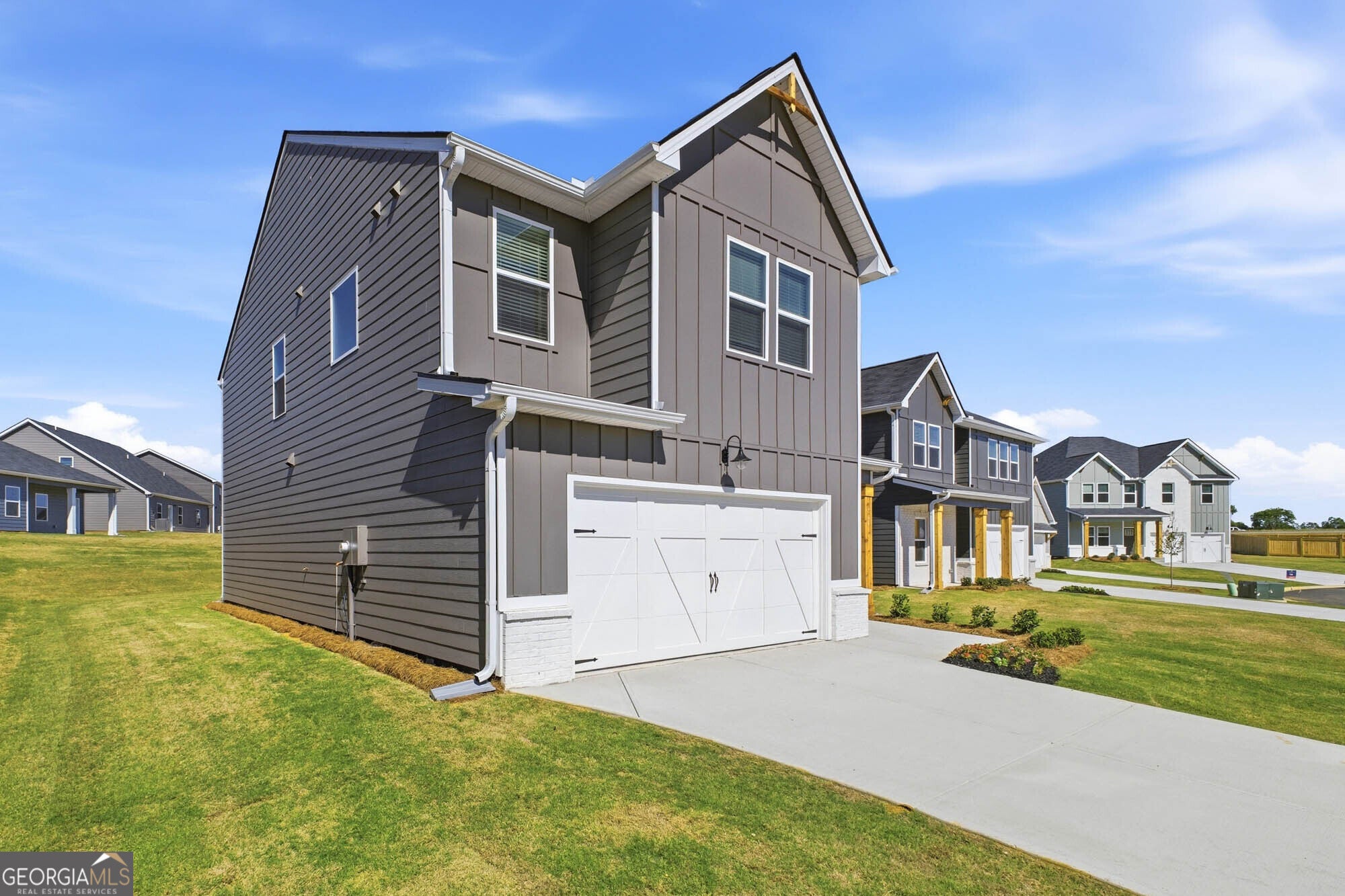 641 Encore DR