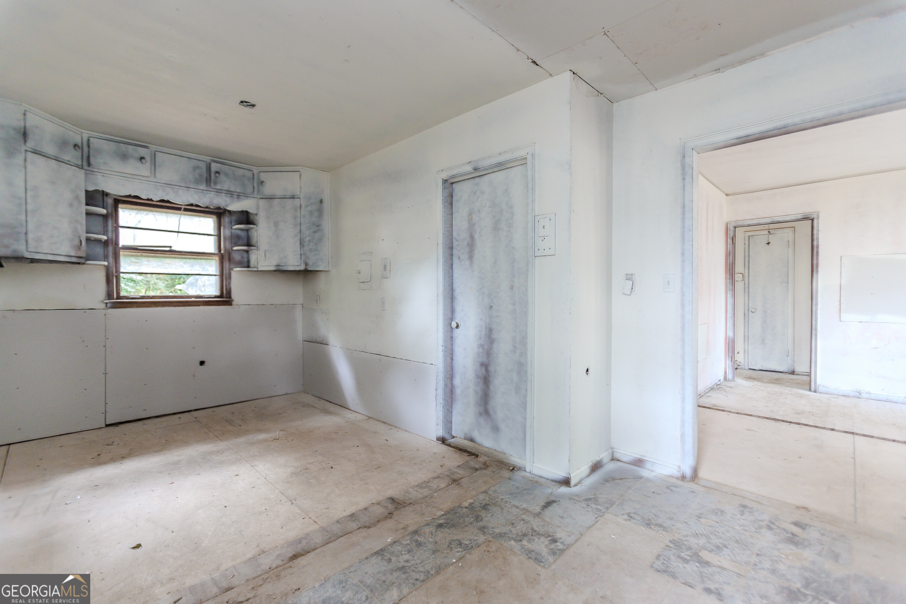 4376 Old Jonesboro RD