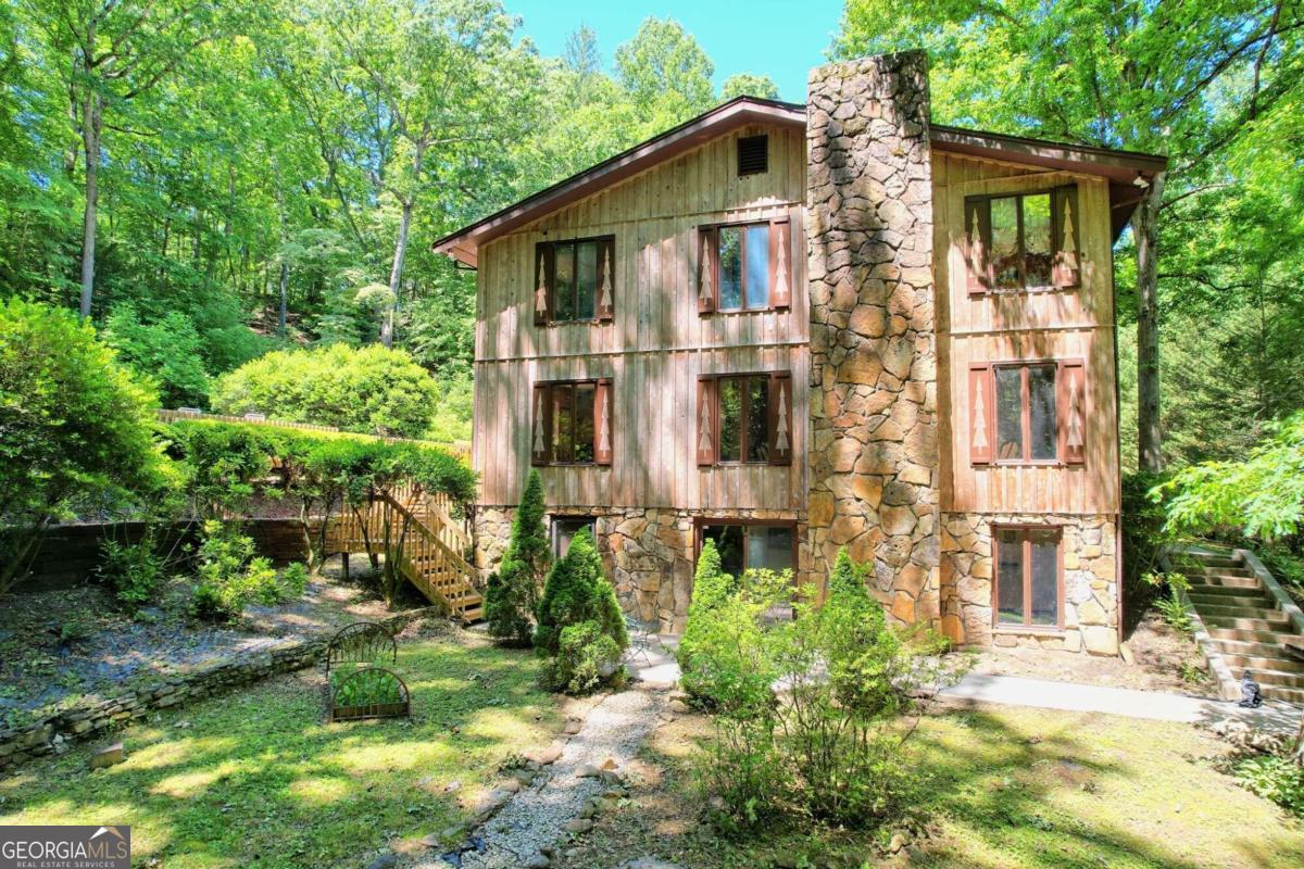 192 Brookwood DR