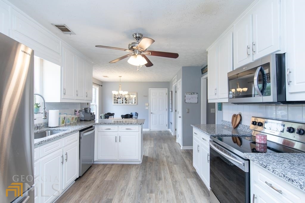Griffith Manor - Residential