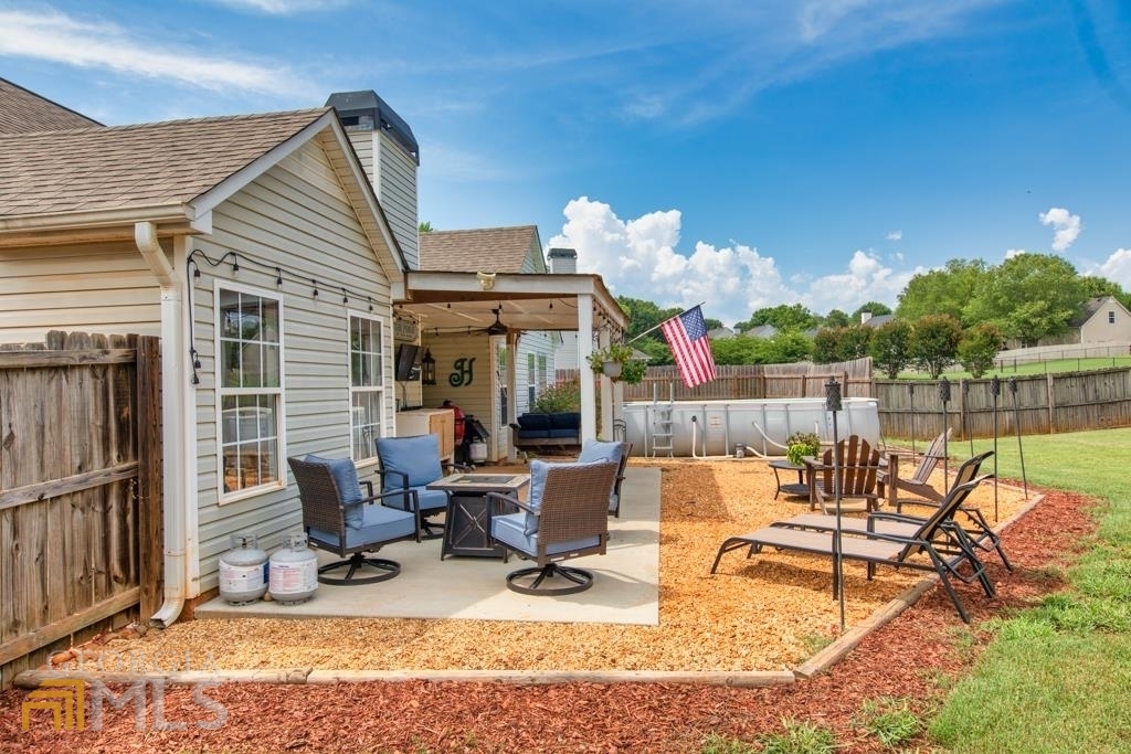 Griffith Manor - Residential