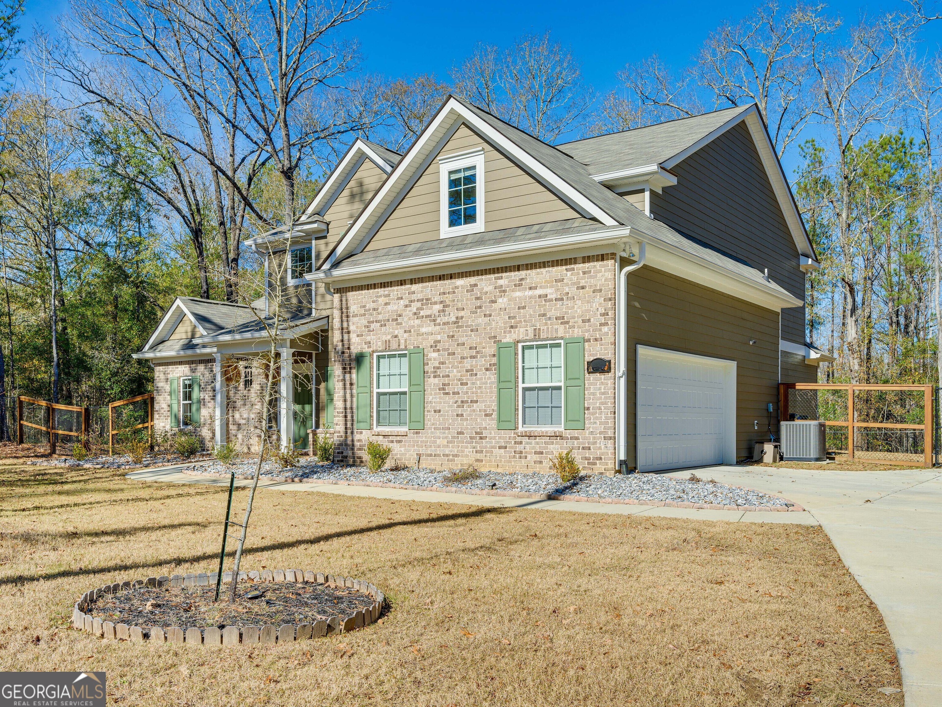 13733 Macon RD