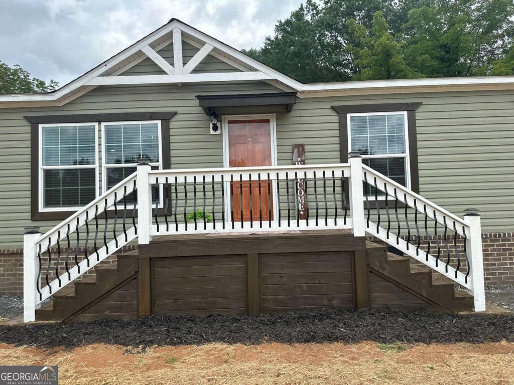 Photo of 67 Hulsey Mill Road, Cleveland, GA 30528 (MLS # 10715351)