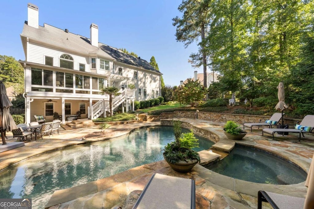 Photo of 2057 Fairhill Lane NW, Marietta, GA 30064 (MLS # 10874709)