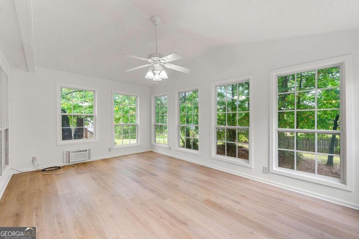Manor Oaks Sub Un 3 - Residential