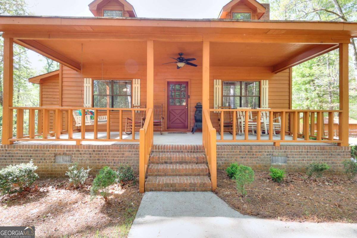 2435 Farmer RD