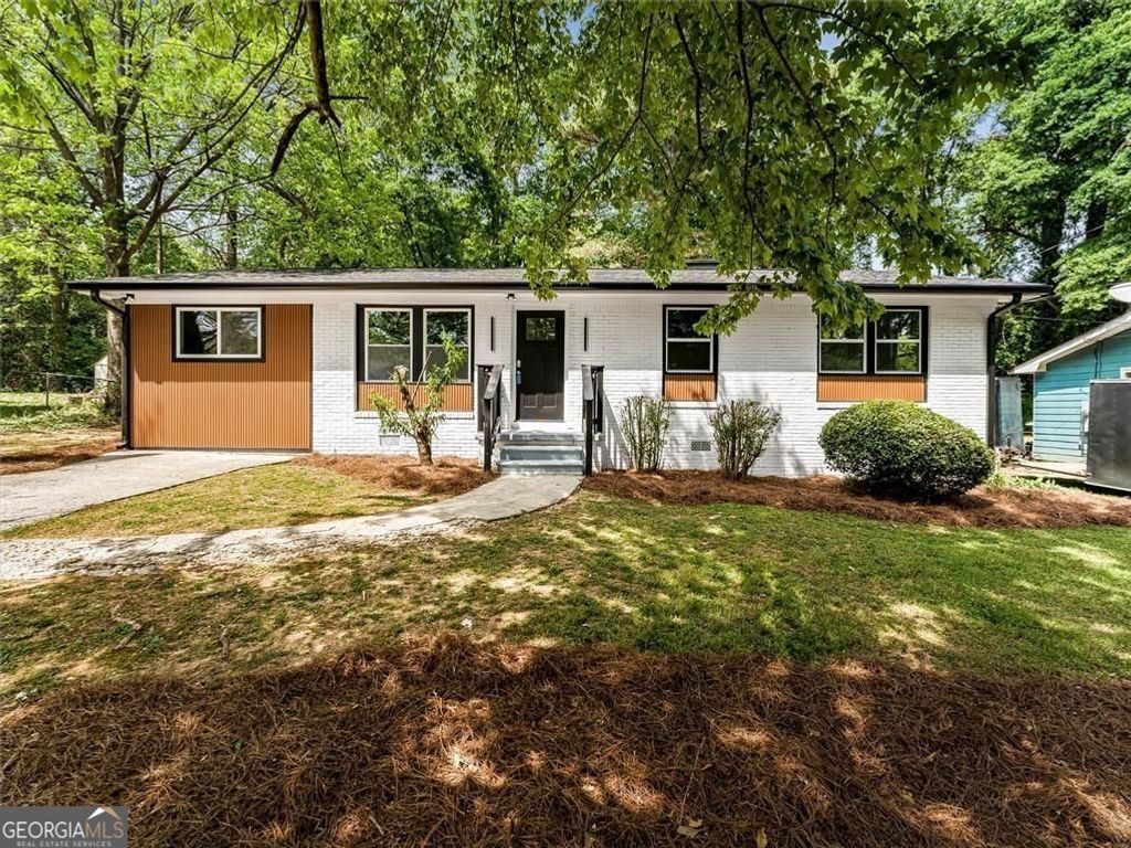 Photo of 454 Oak Drive SE, Atlanta, GA 30354 (MLS # 10742423)
