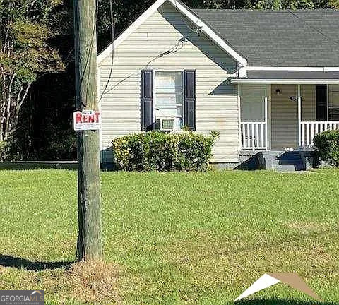 This 782 square foot single family home has 2 bedrooms and 1.0 bathrooms nestled in a quiet area. Huge corner lot. This home is located at 1260 Conley Rd, Forest Park, GA 30297.