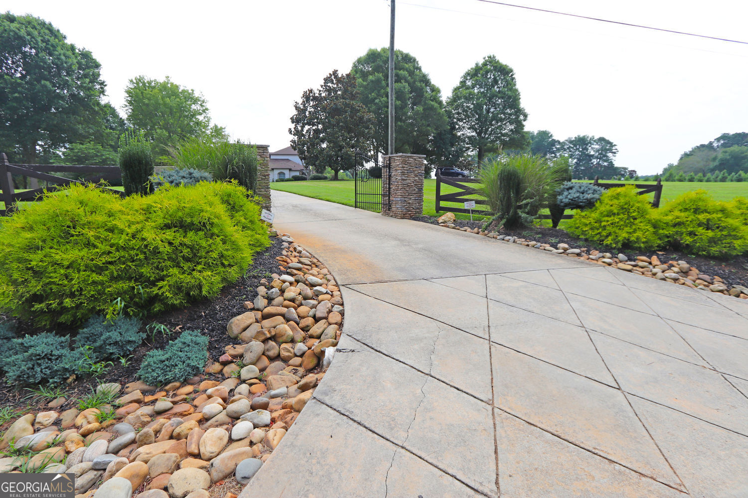 471 McBrayer RD