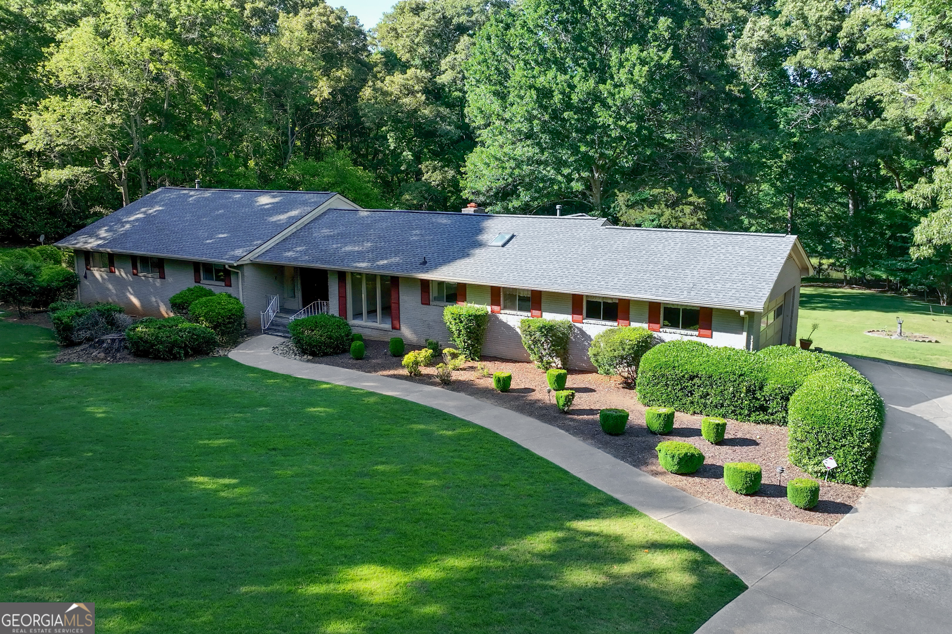 120 Hanover DR