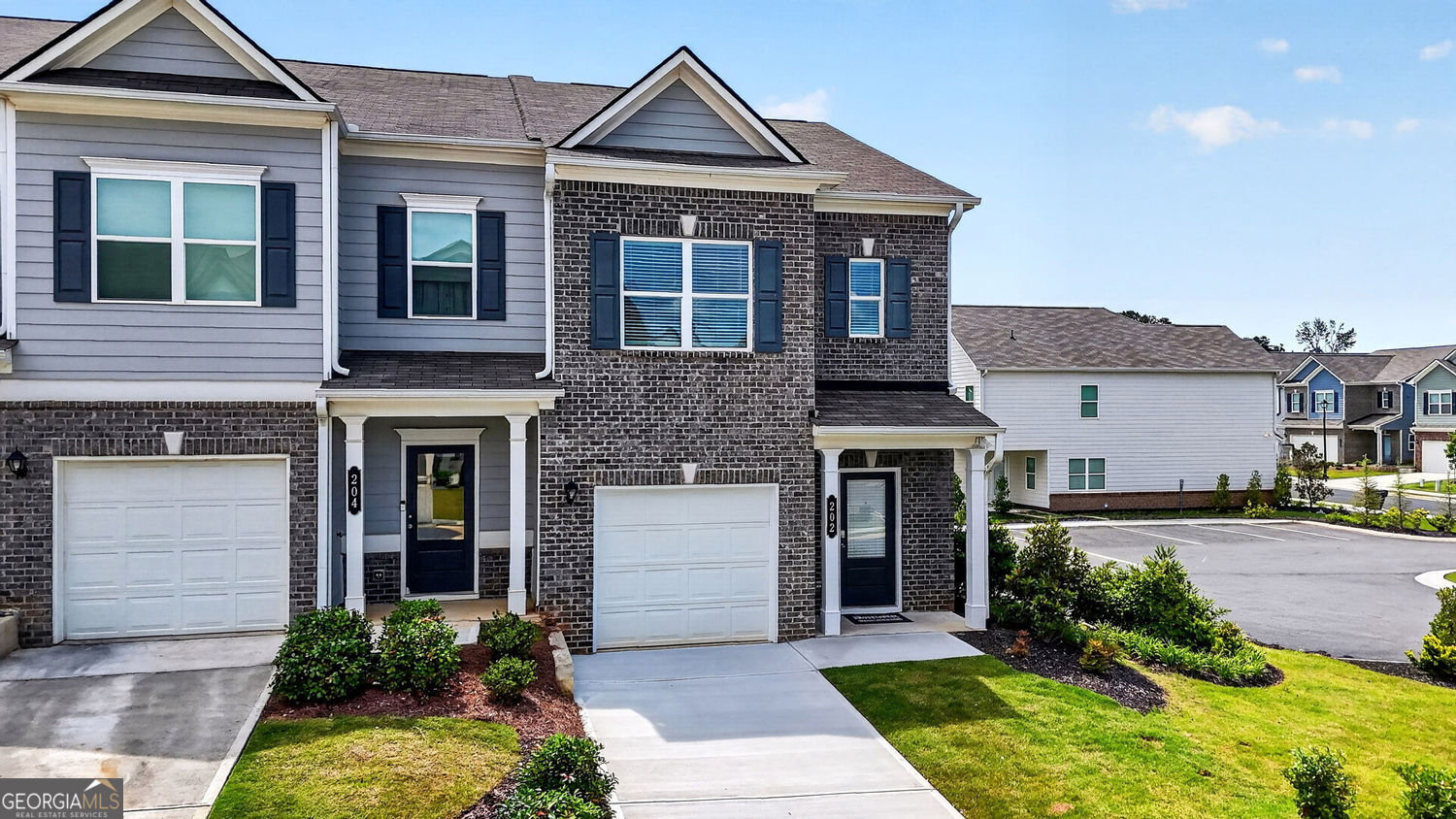 202 Dupont DR 100