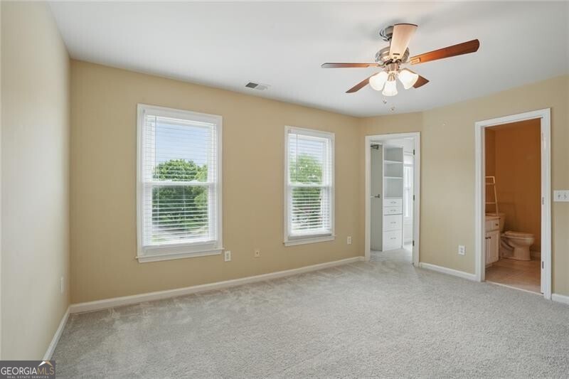 KINGS FARM - Residential