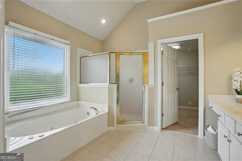 KINGS FARM - Residential