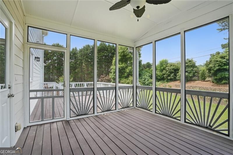 KINGS FARM - Residential