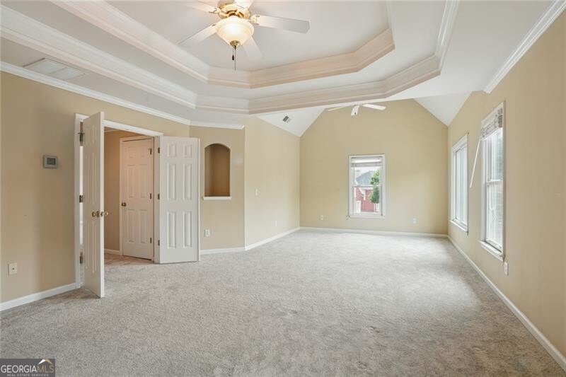 KINGS FARM - Residential