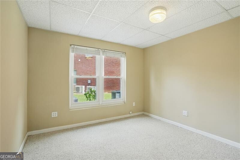 KINGS FARM - Residential