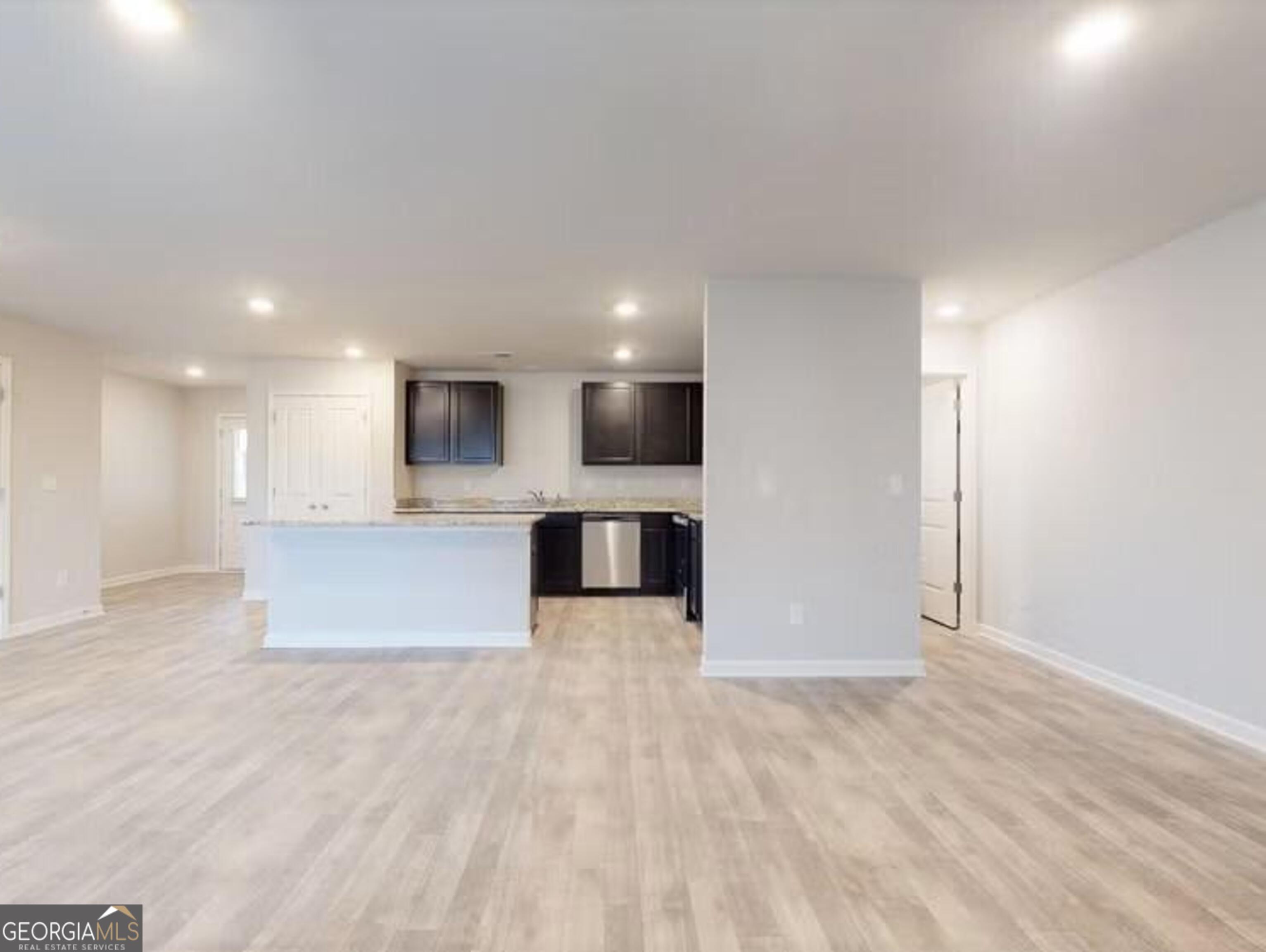 318 Cody DR