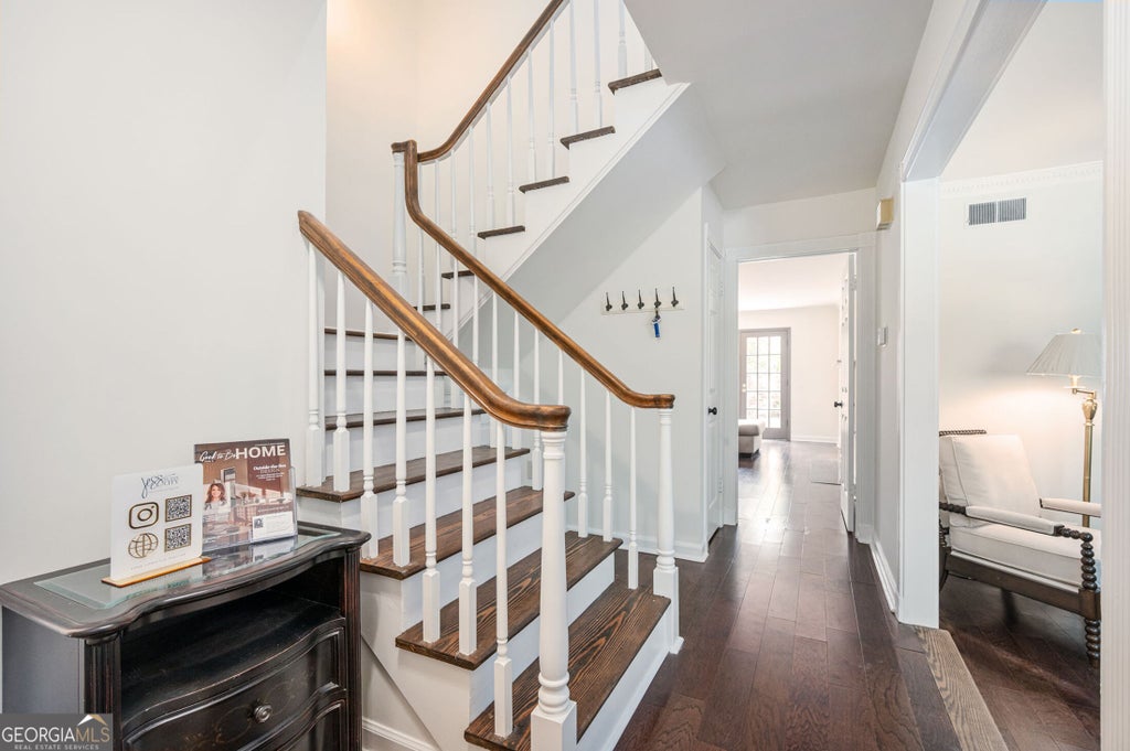 Photo of 1470 Leafmore Place, Decatur, GA 30033 (MLS # 10835017)