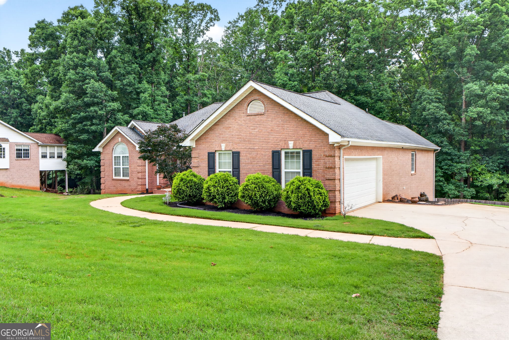 196 Ashley DR