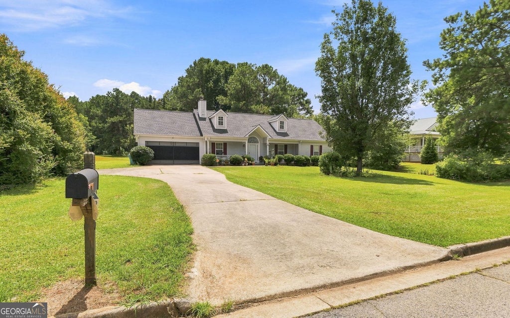Photo of 130 Morningside Drive, Jackson, GA 30233 (MLS # 10822337)