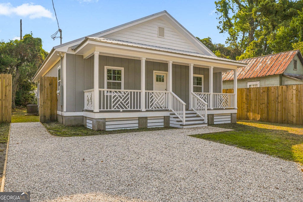 Photo of 2918 Wolfe Street, Brunswick, GA 31520 (MLS # 10833534)