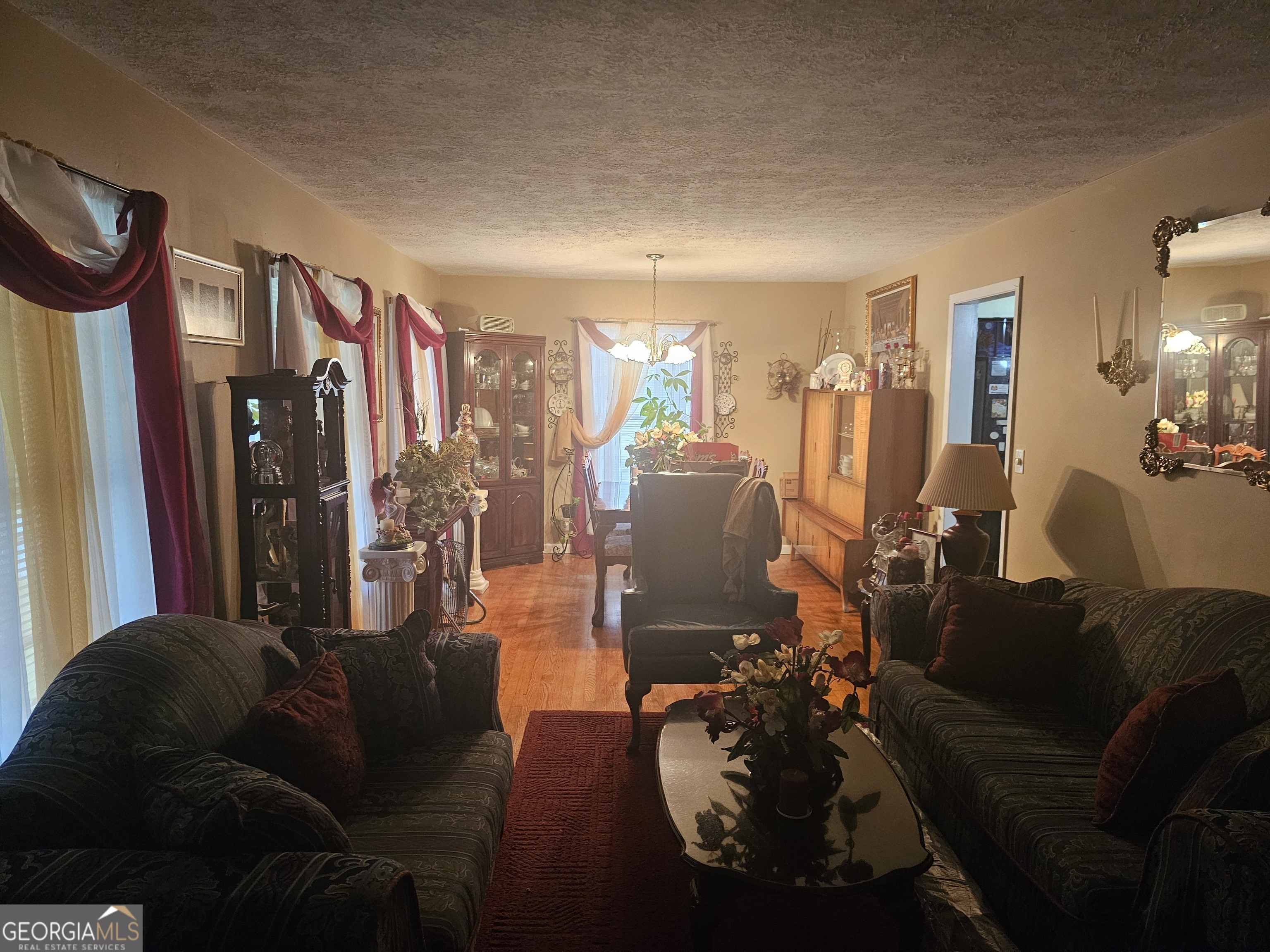 1110 Hilburn DR SE