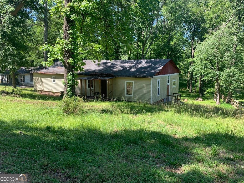 Photo of 45 Valley Trail SE, Acworth, GA 30101 (MLS # 10765689)