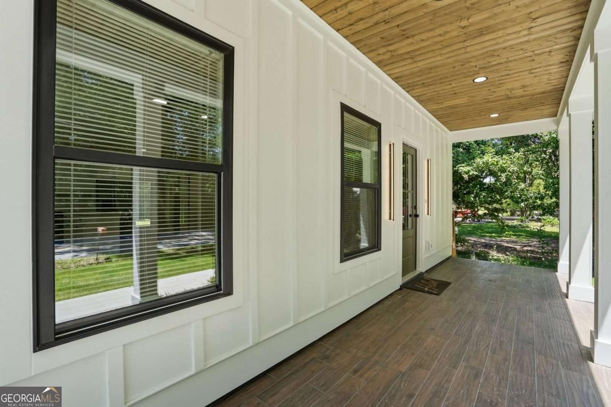 134 Henry Meyer RD