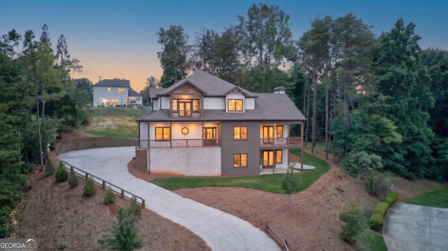 5465 Chestatee Landing WAY