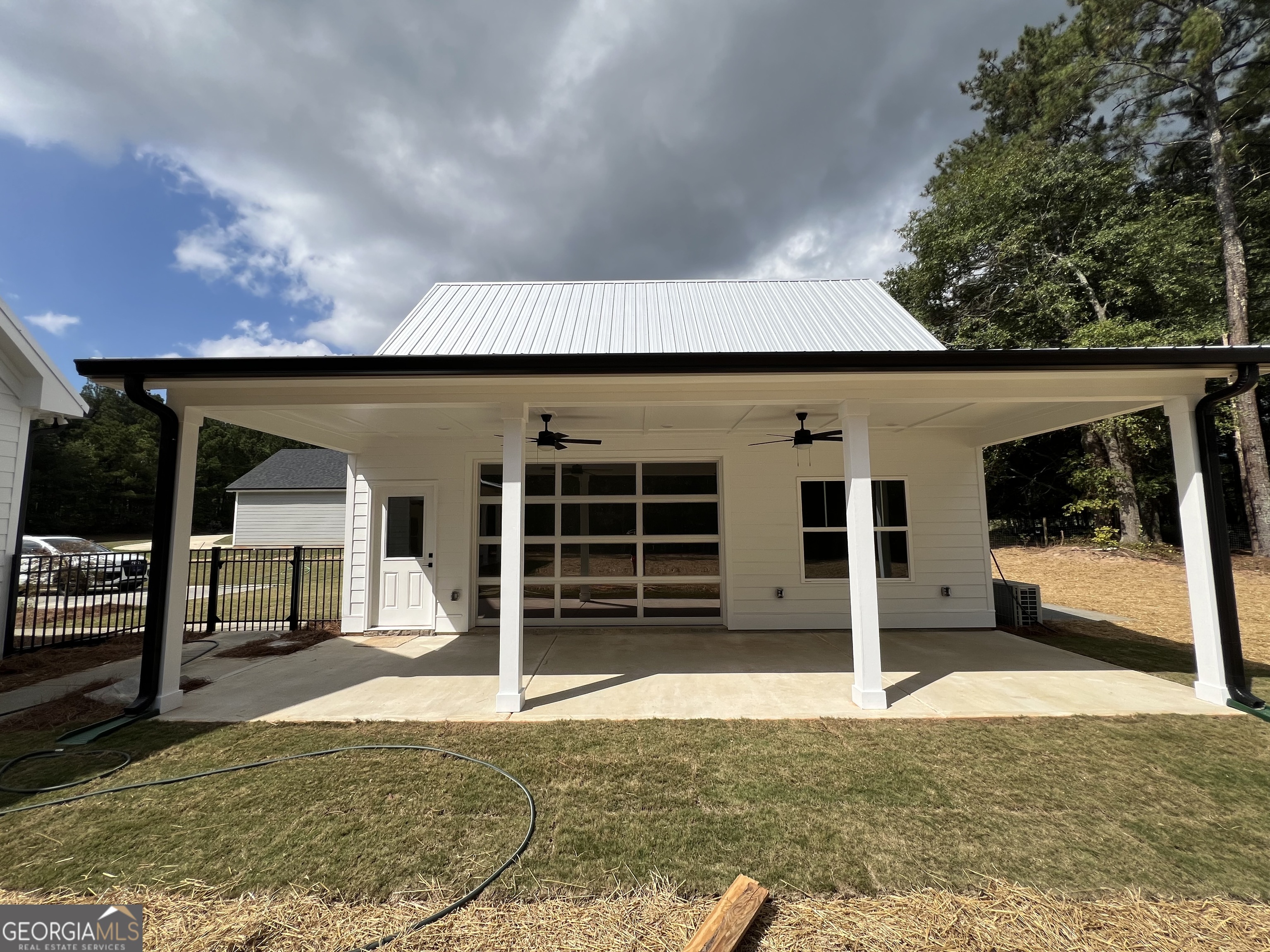 3050 Mahlon Smith RD