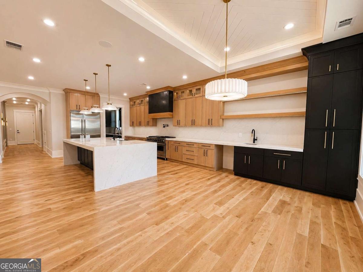 3213 Thompson Mill RD