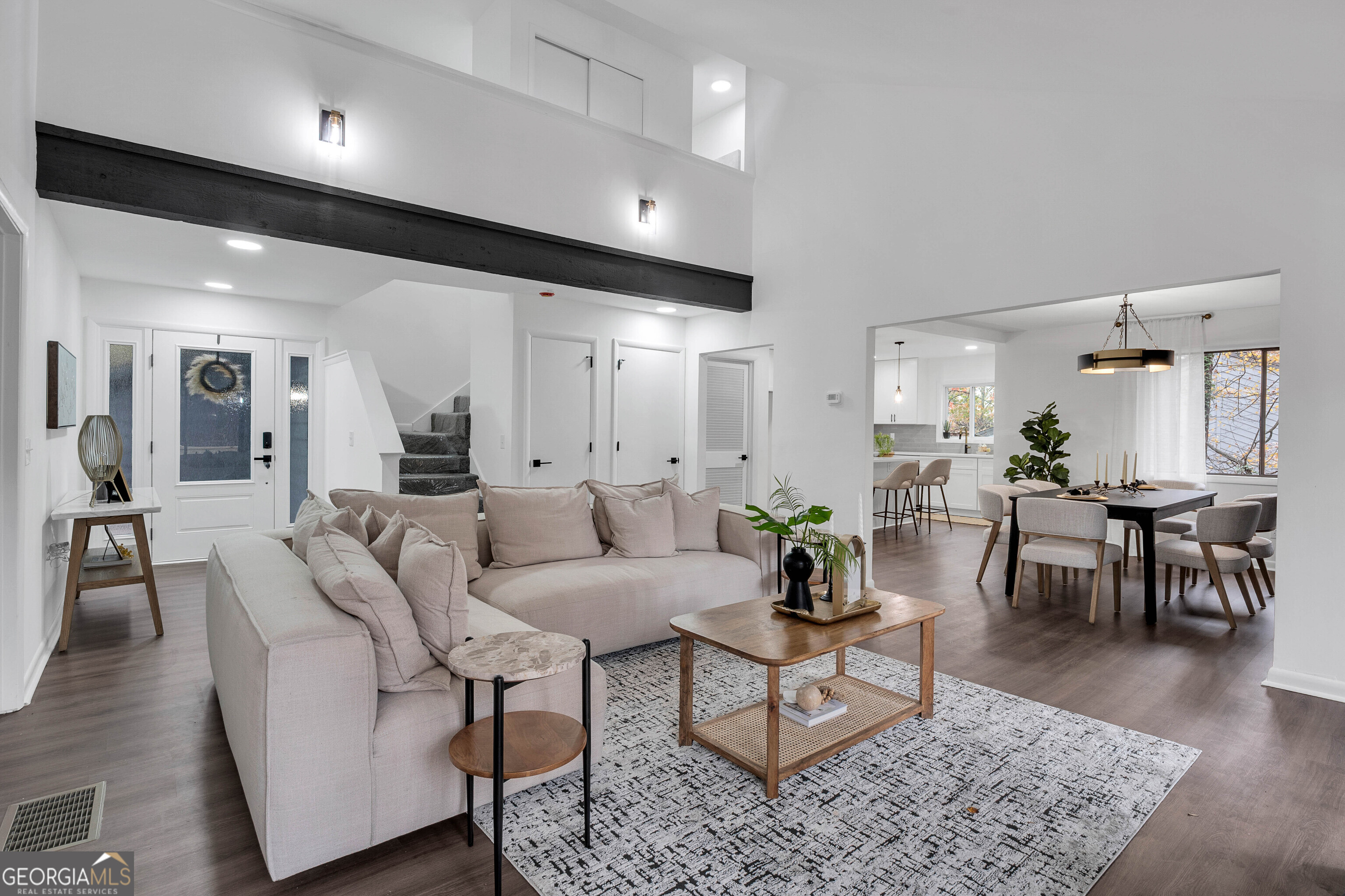 4300 Inverness CT NE