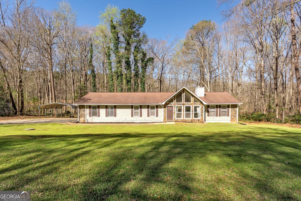 Photo of 120 Watertown Way, Fayetteville, GA 30215 (MLS # 10812630)