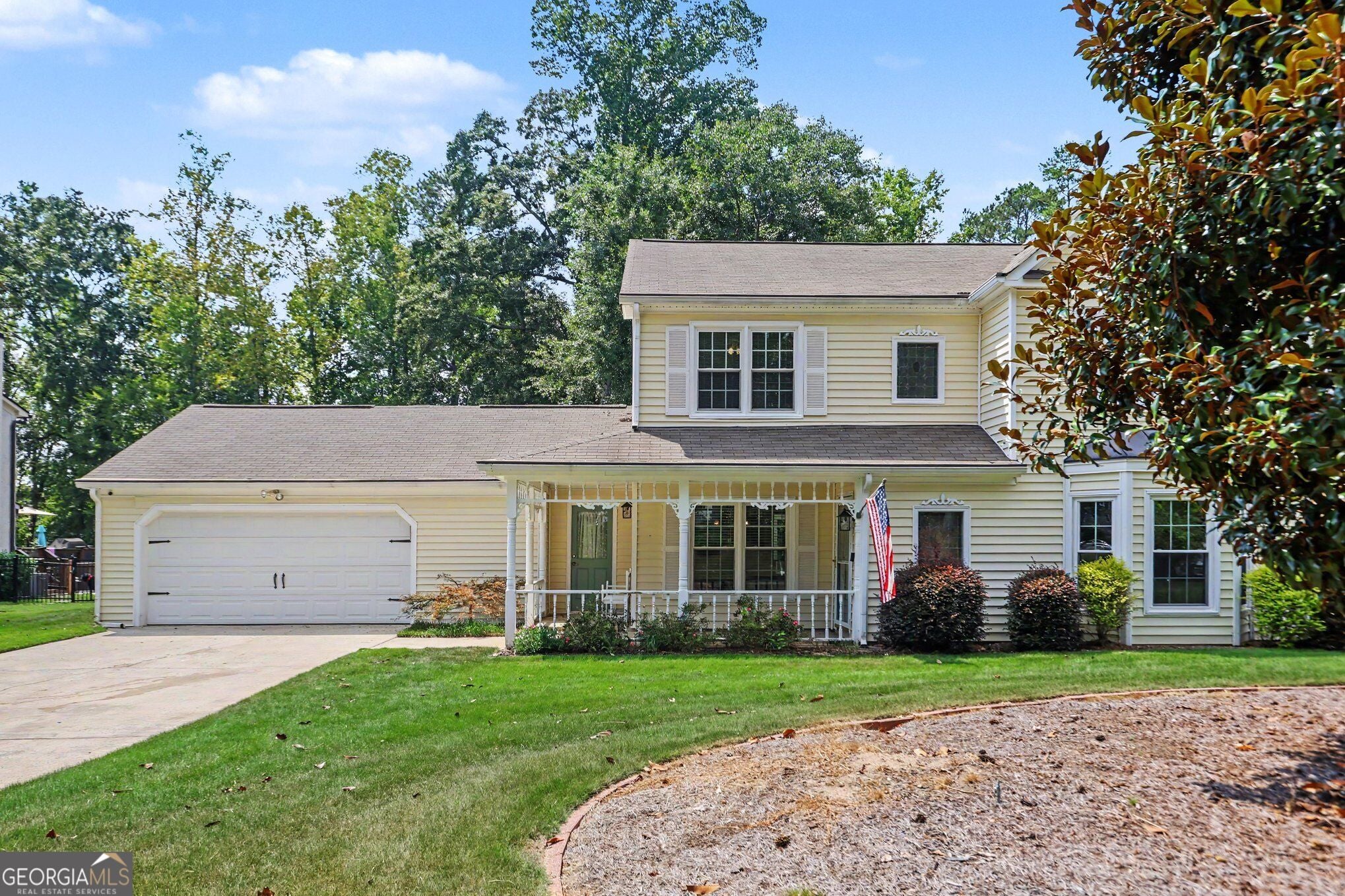 111 Edgewater WAY