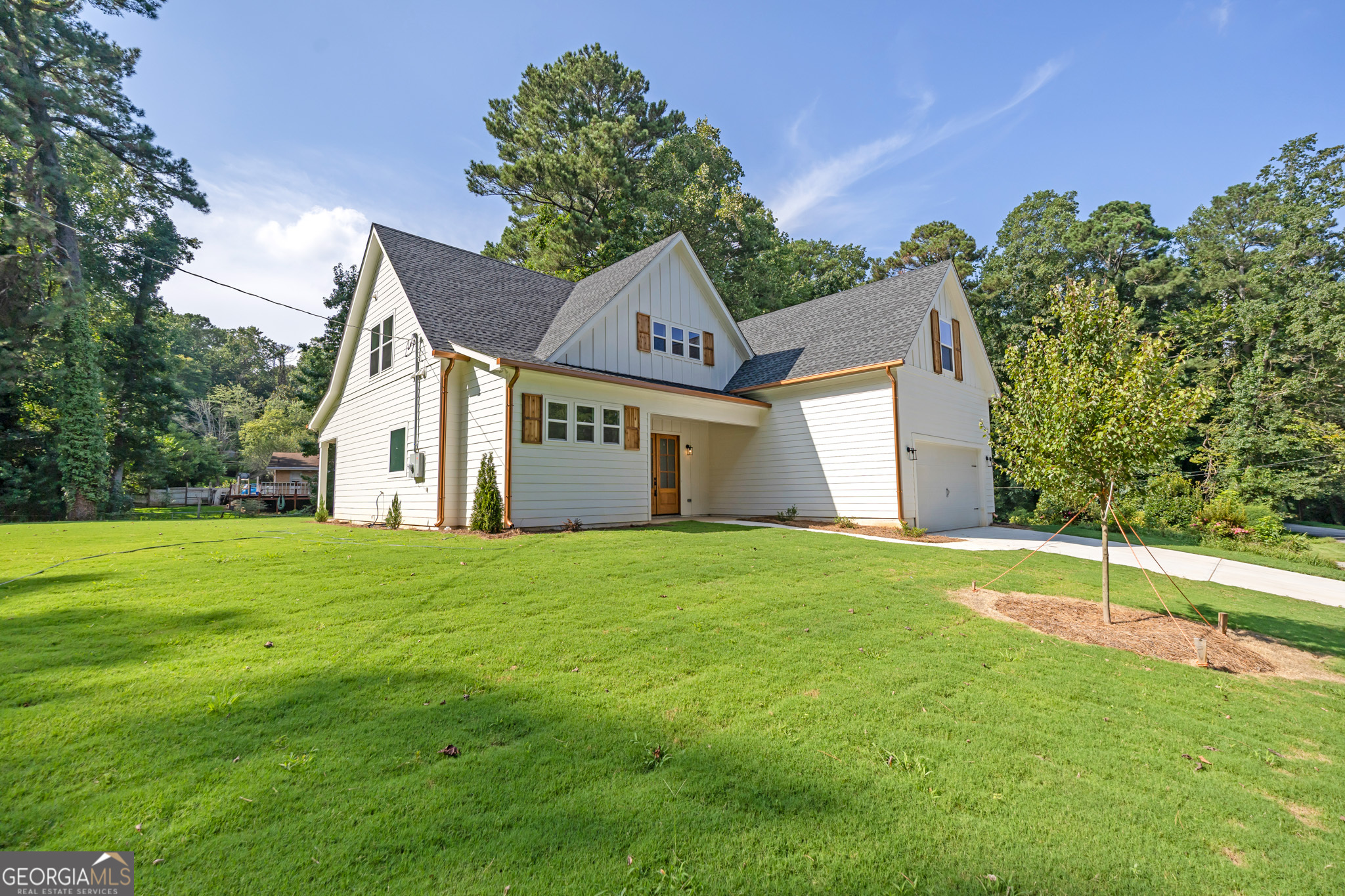 3449 Oak DR