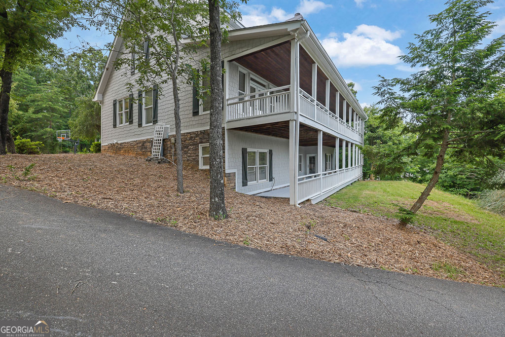 2216 Trammel RD