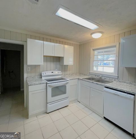 Photo of 135 Love Street, Austell, GA 30168 (MLS # 10693727)