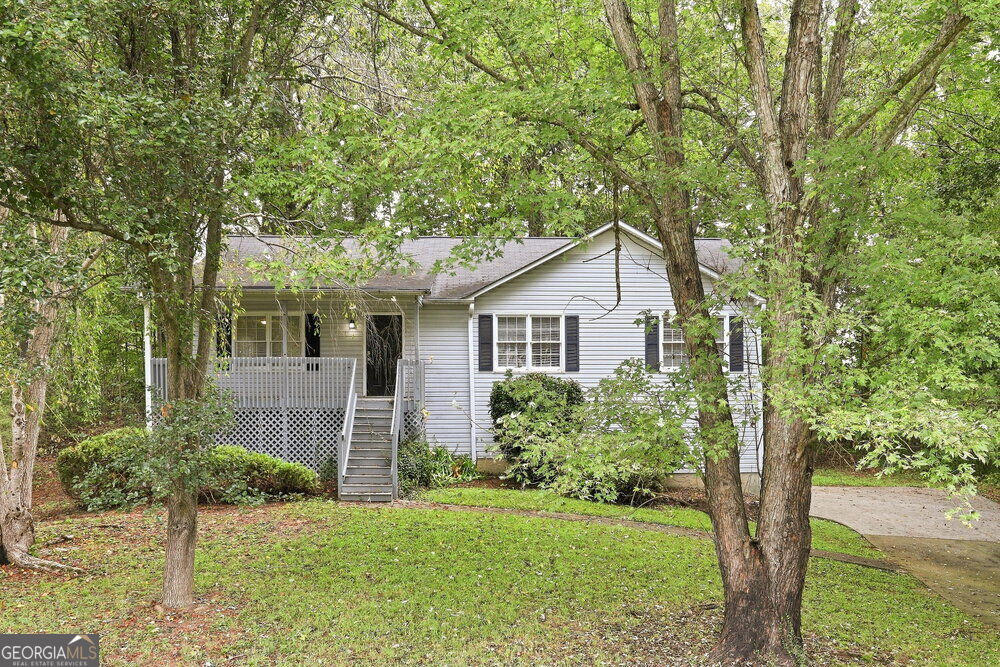 Photo of 286 Sweetwater Circle, Powder Springs, GA 30127 (MLS # 10872134)
